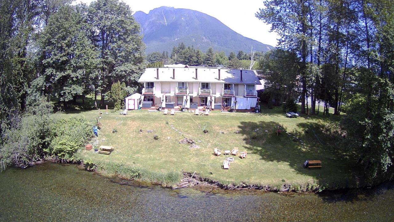 Moon River Suites #1 ノース・ベンド エクステリア 写真